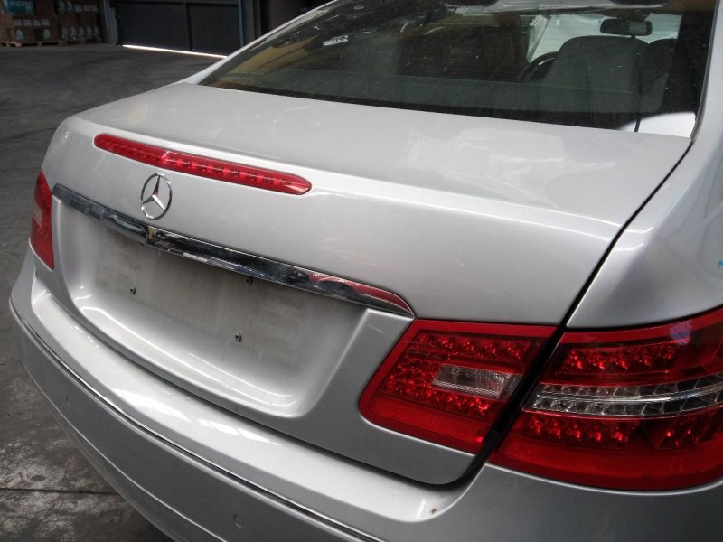 Recambio de porton trasero para mercedes-benz clase clk (w207) coupe 250 cdi blueefficiency (207.303) referencia OEM IAM   