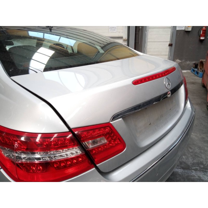 Recambio de porton trasero para mercedes-benz clase clk (w207) coupe 250 cdi blueefficiency (207.303) referencia OEM IAM   
