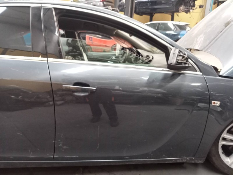 Recambio de puerta delantera derecha para opel insignia berlina cosmo referencia OEM IAM   
