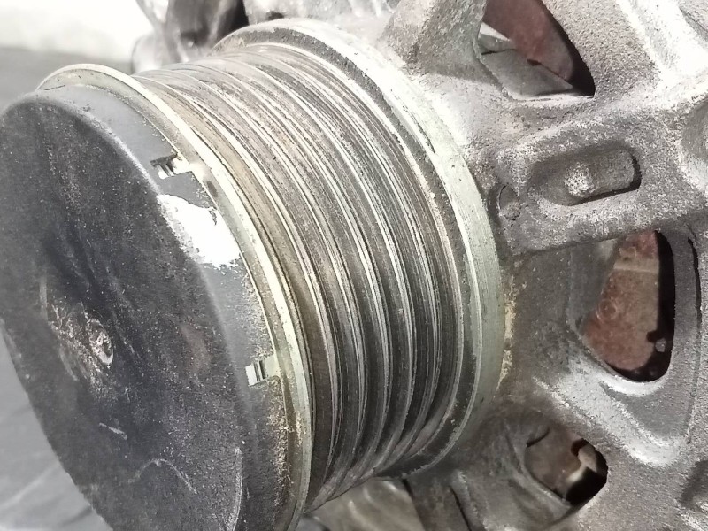 Recambio de alternador para citroën c3 live referencia OEM IAM 9818677980 2713135A P3-A5-2-3