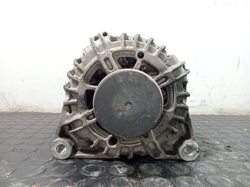 Recambio de alternador para citroën c3 live referencia OEM IAM 9818677980 2713135A P3-A5-2-3