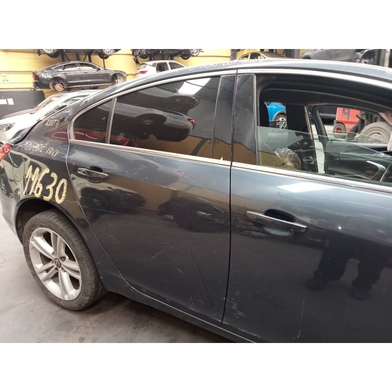 Recambio de puerta trasera derecha para opel insignia berlina cosmo referencia OEM IAM   
