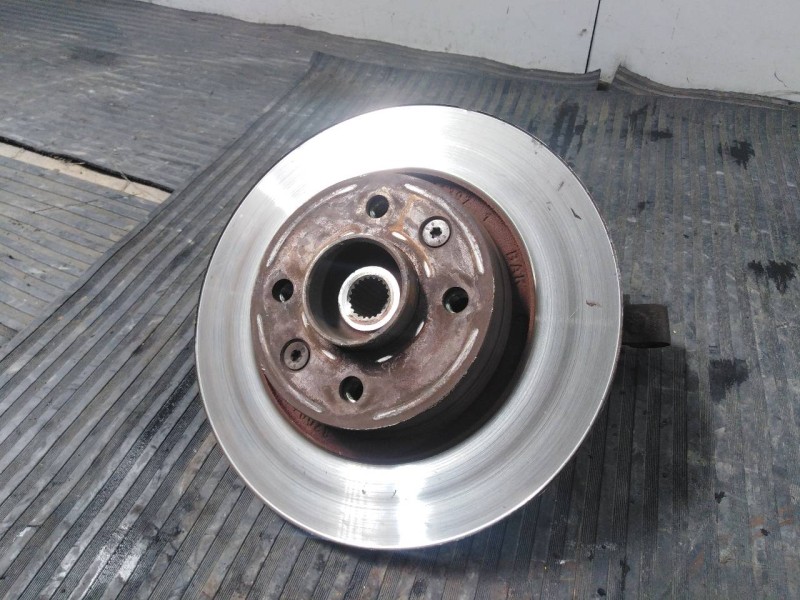 Recambio de mangueta delantera derecha para suzuki samurai (sj) hardtop referencia OEM IAM 123183  P1-A4-35