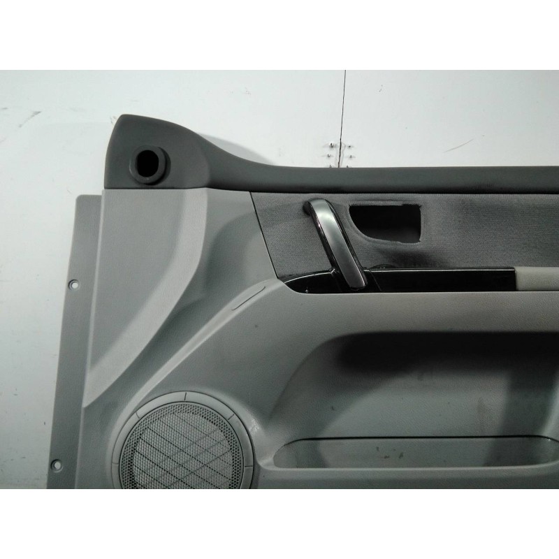 Recambio de guarnecido puerta delantera derecha para kia sorento 2.5 crdi concept referencia OEM IAM 823603E000  P2-A1-3