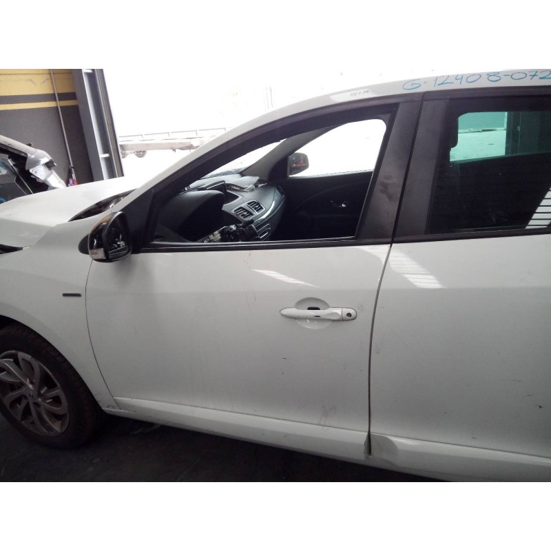 Recambio de puerta delantera izquierda para renault megane iii berlina 5 p limited referencia OEM IAM   