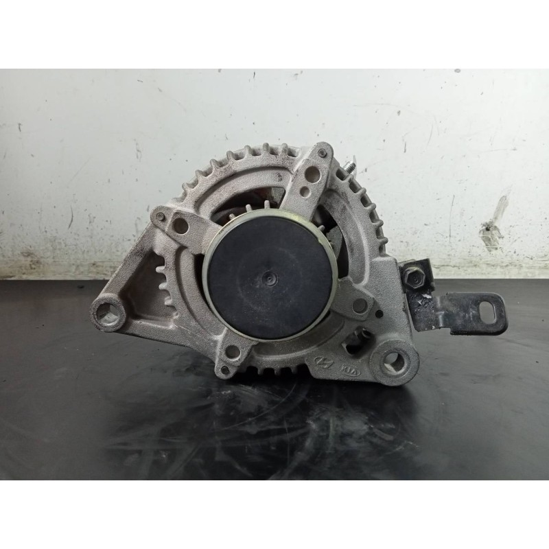 Recambio de alternador para hyundai i30 (gd) style referencia OEM IAM 373002A700  P3-A5-28-3