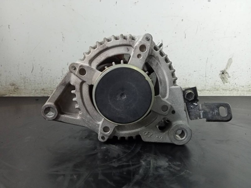 Recambio de alternador para hyundai i30 (gd) style referencia OEM IAM 373002A700  P3-A5-28-3