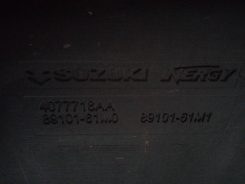 Recambio de deposito combustible para suzuki vitara 1.4 s 4x4 referencia OEM IAM 4077718AA 8910161M0 