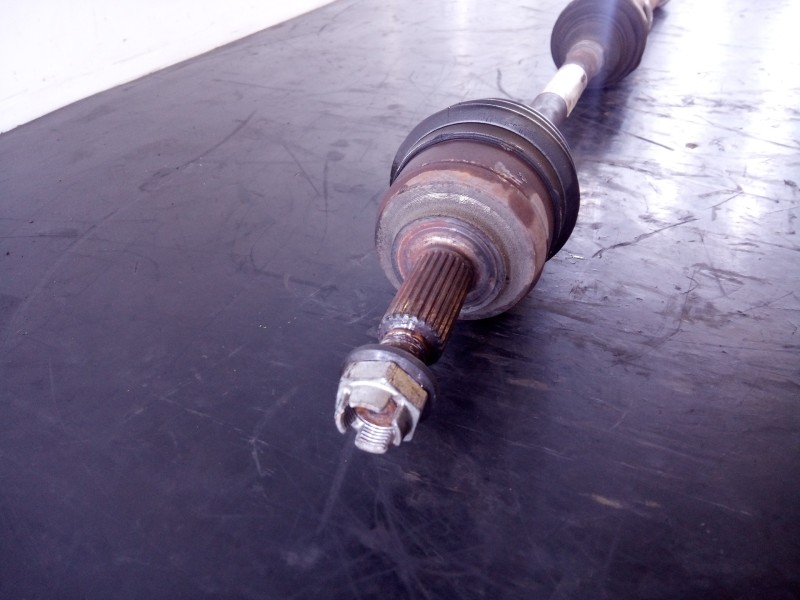 Recambio de transmision delantera derecha para renault megane iii berlina 5 p limited referencia OEM IAM 391007843R  P1-A6-29