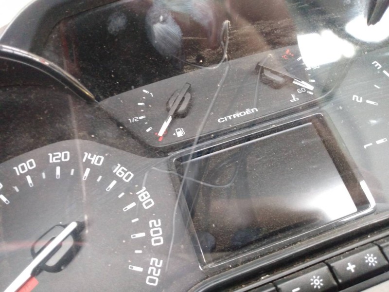 Recambio de cuadro instrumentos para citroën c3 live referencia OEM IAM 9813361380  E3-B2-29-1