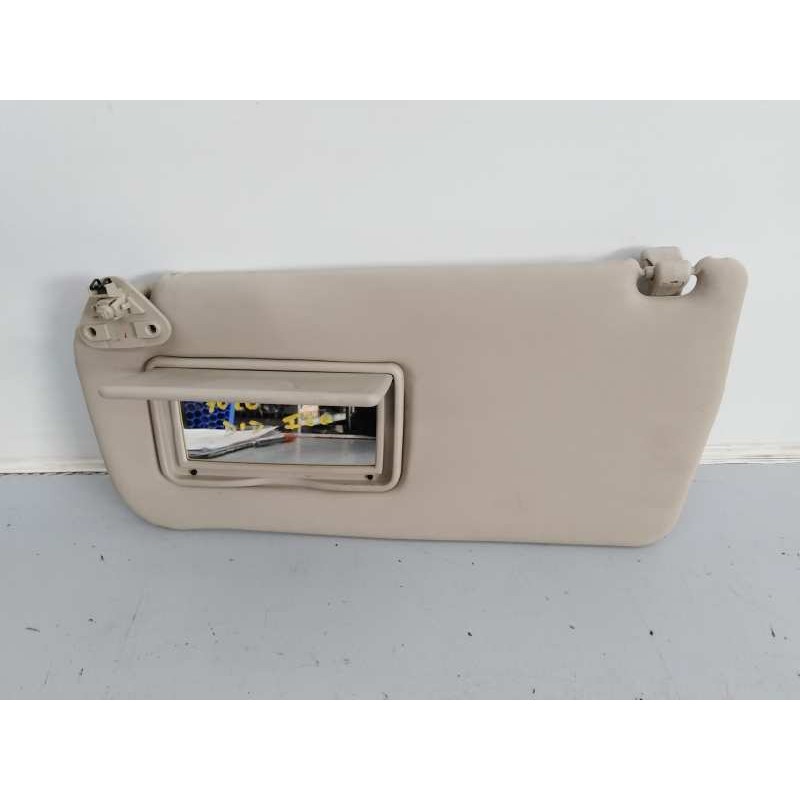 Recambio de parasol izquierdo para mitsubishi montero (v80/v90) 3.2 di-d intense (5-ptas.) referencia OEM IAM   E2-B4-60-2