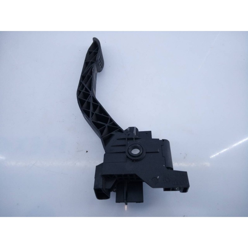 Recambio de pedal acelerador para iveco daily furgón fg h2 33 s ... v batalla 3520 referencia OEM IAM 5801333490  E3-B6-42-2