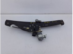 ELEVALUNAS TRASERO DERECHO 6922320 E1-B3-24-1