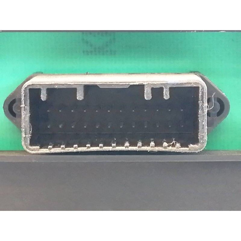 Recambio de cuadro instrumentos para dacia duster ambiance 4x4 referencia OEM IAM 248104190R  E3-B6-13-2