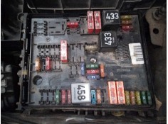 CAJA RELES / FUSIBLES 1K0937548A 