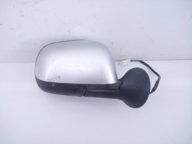 Recambio de retrovisor derecho electrico para dacia duster ambiance 4x4 referencia OEM IAM   E1-A1-31-2