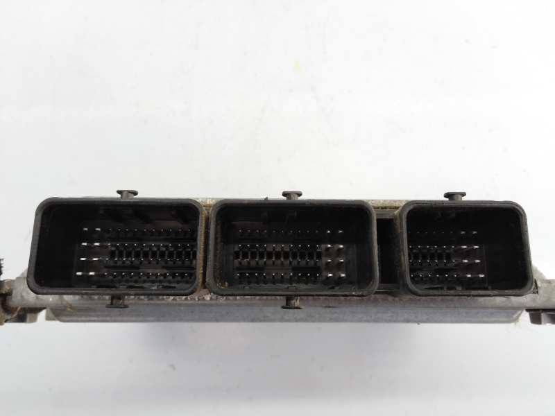 Recambio de centralita motor uce para renault scenic ii authentique referencia OEM IAM 8200565863 S122326109 E2-A1-28-3