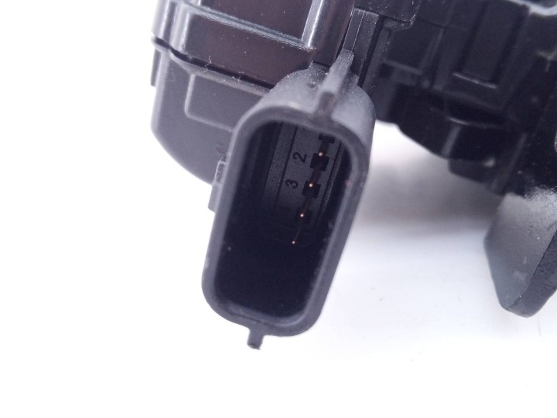 Recambio de cerradura maletero / porton para renault megane iii berlina 5 p limited referencia OEM IAM 846307169R 40557160 E1-A1