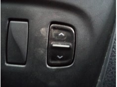 MANDO ELEVALUNAS DELANTERO DERECHO 