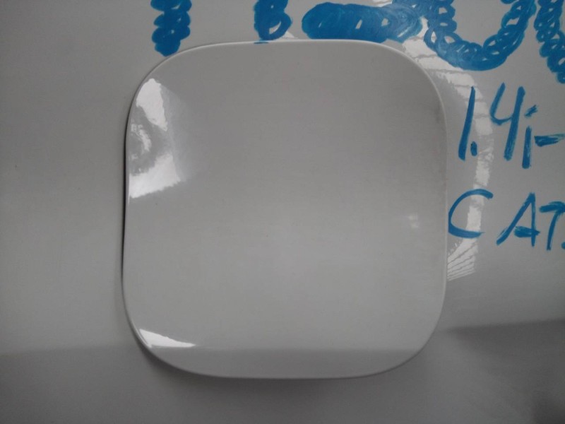 Recambio de tapa exterior combustible para suzuki vitara 1.4 s 4x4 referencia OEM IAM   