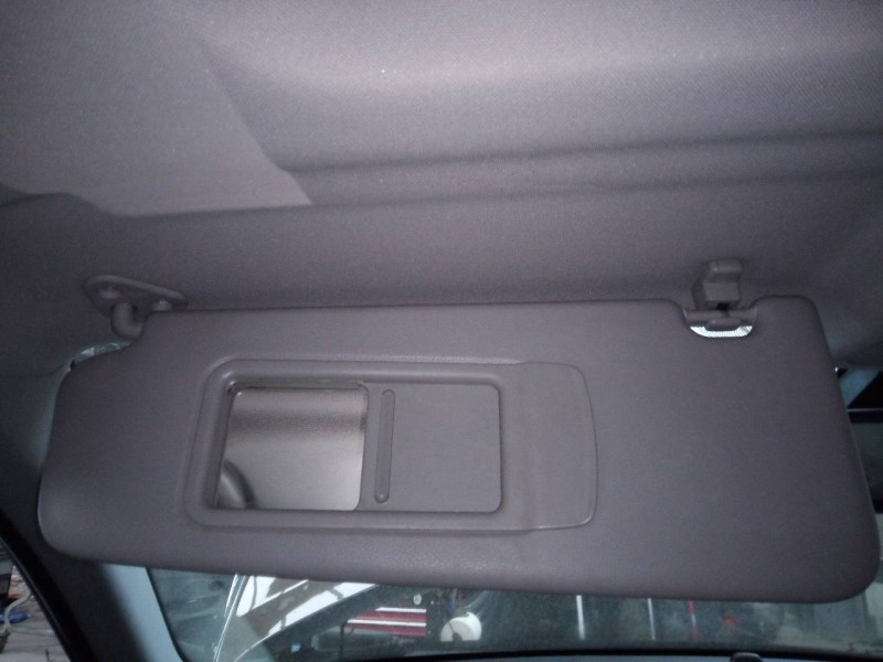 Recambio de parasol izquierdo para bmw x1 (e84) xdrive 20d referencia OEM IAM   