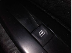 MANDO ELEVALUNAS DELANTERO DERECHO 