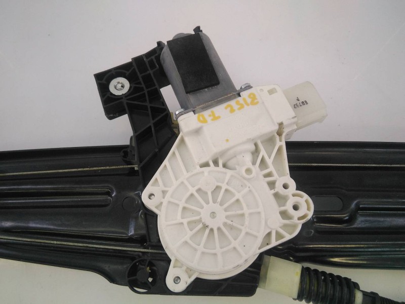 Recambio de elevalunas trasero derecho para bmw serie 5 lim. (f10) 520d referencia OEM IAM 7182122F10S  E1-A3-12-2