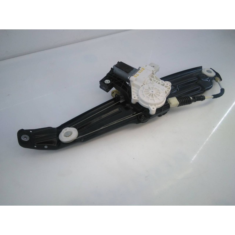 Recambio de elevalunas trasero derecho para bmw serie 5 lim. (f10) 520d referencia OEM IAM 7182122F10S  E1-A3-12-2