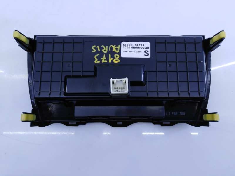 Recambio de mando climatizador para toyota auris luna referencia OEM IAM 5590002321  E3-B2-14-3