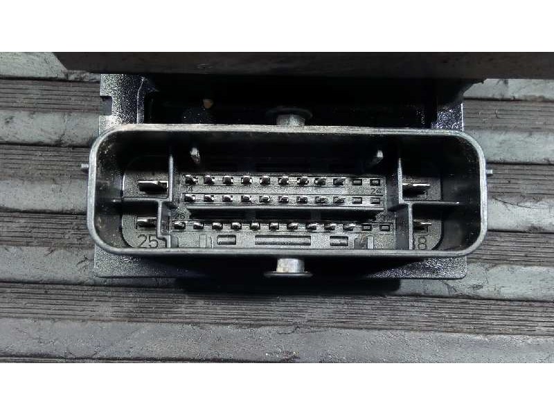 Recambio de abs para opel vivaro furgón/combi (07.2006 =>) furgón 2.7t l1h1 referencia OEM IAM 0265232256 83B03AAY1 P3-B8-23-2