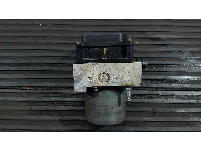 Recambio de abs para opel vivaro furgón/combi (07.2006 =>) furgón 2.7t l1h1 referencia OEM IAM 0265232256 83B03AAY1 P3-B8-23-2
