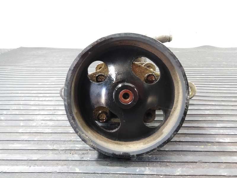 Recambio de bomba direccion para nissan x-trail (t30) le referencia OEM IAM 2Y044422 8H305 P3-B4-23-3