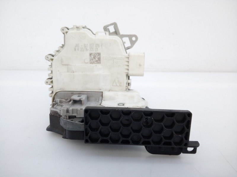 Recambio de cerradura puerta delantera derecha para porsche macan (typ ) s diesel referencia OEM IAM 8J1837016E  E1-A5-35-2