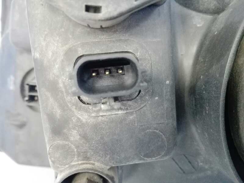 Recambio de faro derecho para nissan x-trail (t30) le referencia OEM IAM   E2-A4-37-1