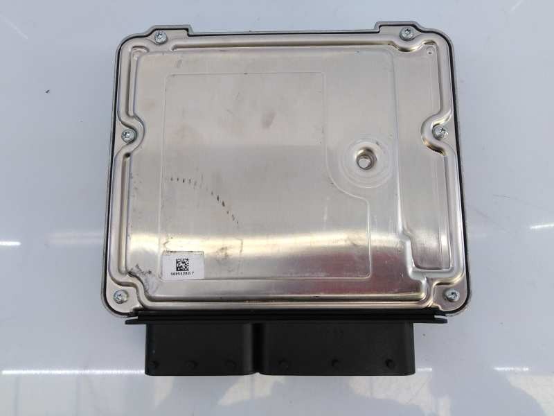 Recambio de centralita motor uce para bmw serie 5 lim. (f10) 520d referencia OEM IAM 0281018502 DDE851786201 E3-A2-31-3