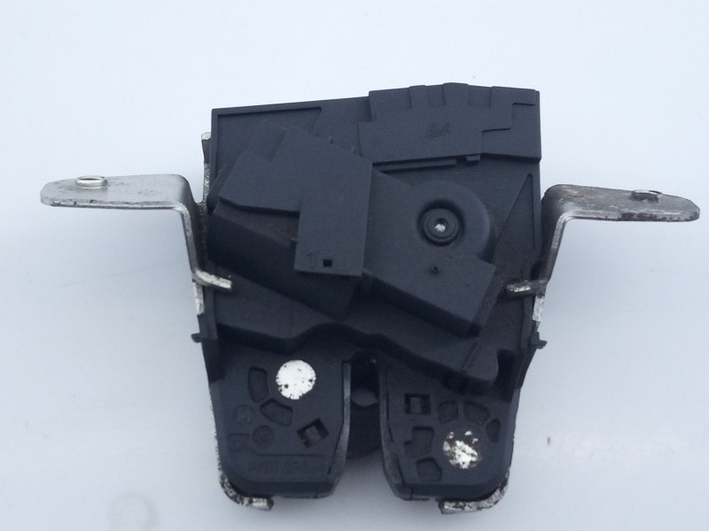 Recambio de cerradura maletero / porton para mercedes-benz clase c (w204) familiar 220 t cdi (204.208) referencia OEM IAM A20474