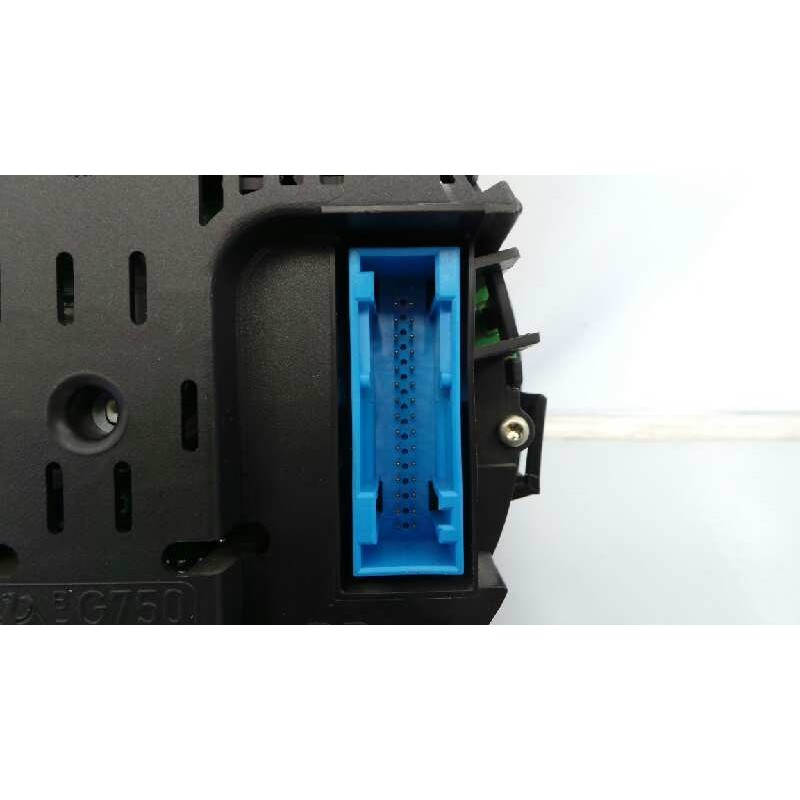 Recambio de cuadro instrumentos para audi a2 (8z) 1.4 referencia OEM IAM 8Z0920900A  E2-A1-8-3