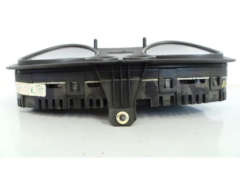 Recambio de cuadro instrumentos para audi a2 (8z) 1.4 referencia OEM IAM 8Z0920900A  E2-A1-8-3