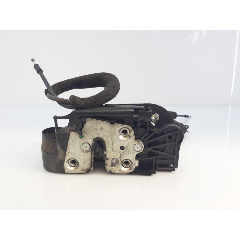 Recambio de cerradura puerta delantera derecha para iveco daily furgón fg 33 s ... v batalla 3000 referencia OEM IAM   E1-B3-11-