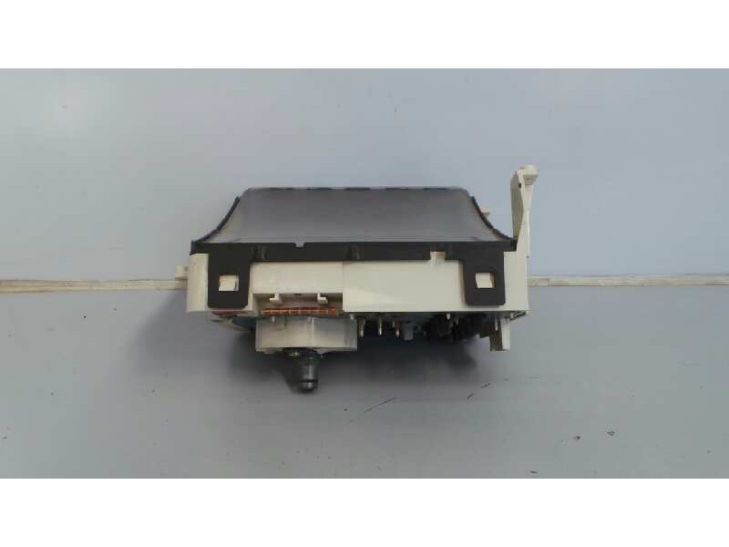 Recambio de cuadro instrumentos para seat marbella 0.9 referencia OEM IAM 21043001  E1-B6-7-2