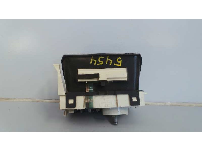 Recambio de cuadro instrumentos para seat marbella 0.9 referencia OEM IAM 21043001  E1-B6-7-2