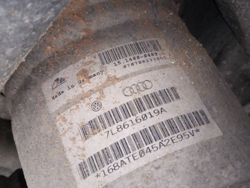 Recambio de amortiguador trasero izquierdo para audi q7 (4l) 4.2 tdi (240kw) referencia OEM IAM 7L8616019A  
