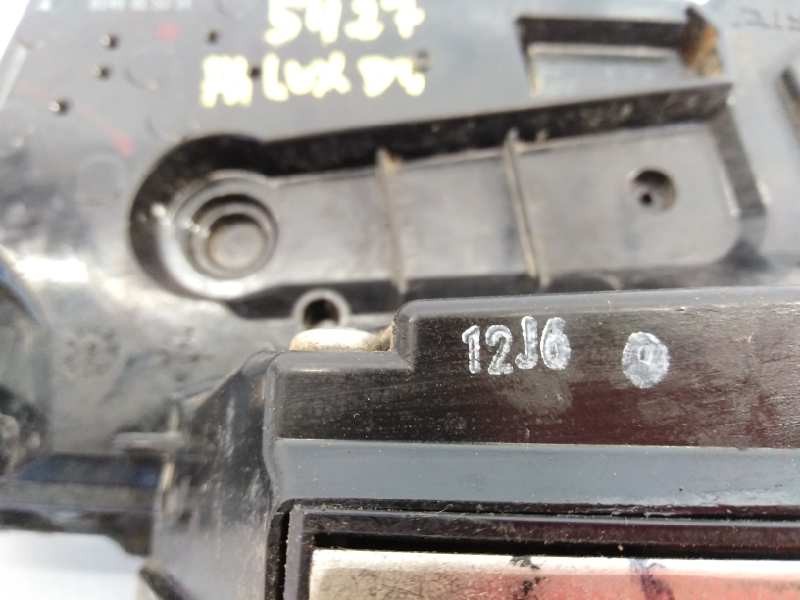 Recambio de cerradura puerta delantera derecha para toyota hilux (kun) referencia OEM IAM H1014012J6  E2-B4-15-2