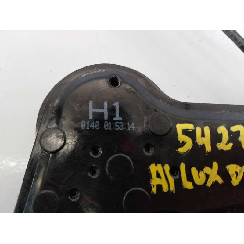 Recambio de cerradura puerta delantera derecha para toyota hilux (kun) referencia OEM IAM H1014012J6  E2-B4-15-2