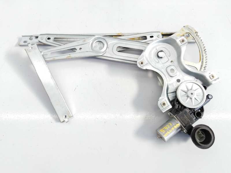 Recambio de elevalunas delantero derecho para toyota hilux (kun) referencia OEM IAM 857108K180  E2-B4-8-1