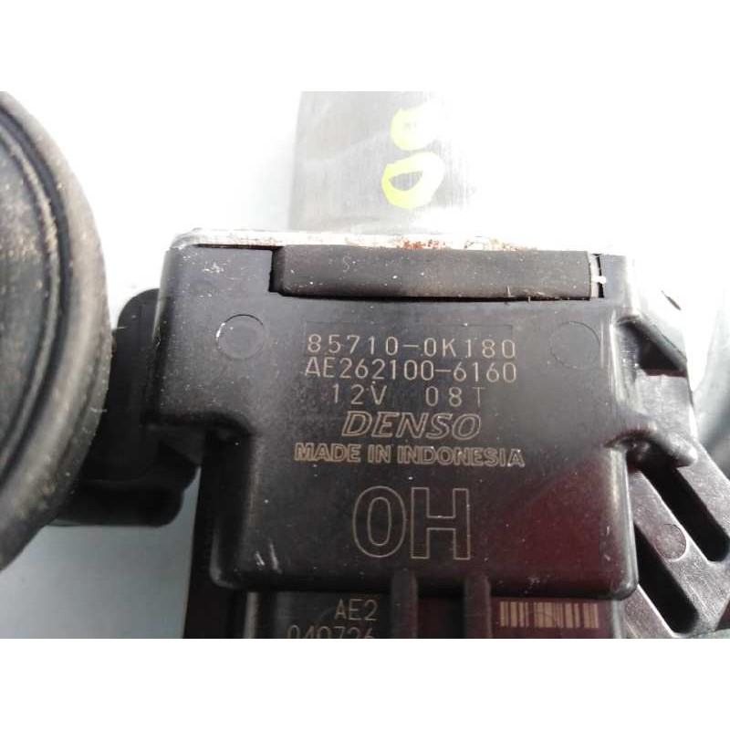 Recambio de elevalunas delantero derecho para toyota hilux (kun) referencia OEM IAM 857108K180  E2-B4-8-1