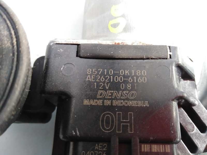 Recambio de elevalunas delantero derecho para toyota hilux (kun) referencia OEM IAM 857108K180  E2-B4-8-1