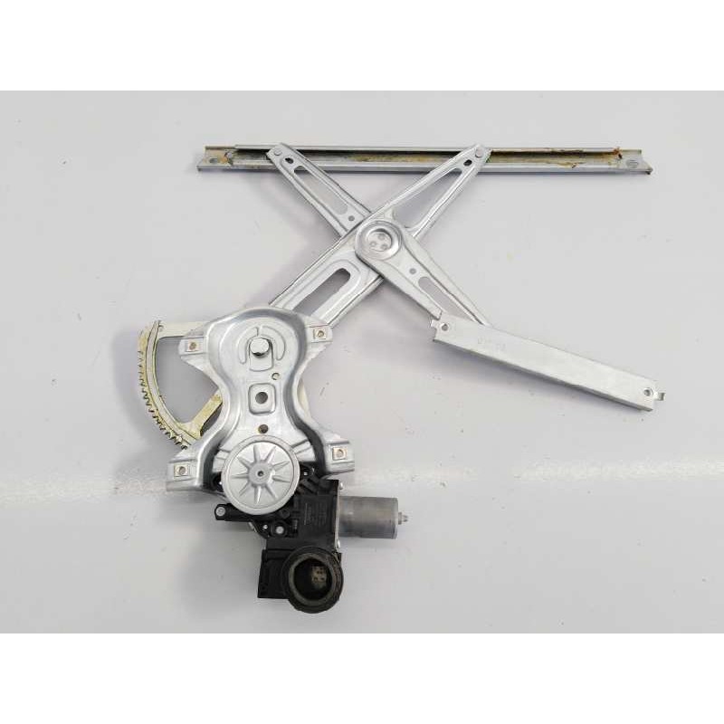 Recambio de elevalunas delantero izquierdo para toyota hilux (kun) referencia OEM IAM 698200K270  E2-B4-8-1