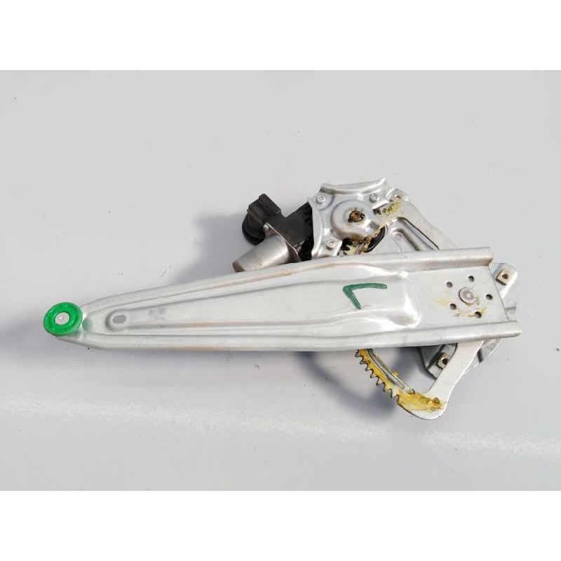 Recambio de elevalunas trasero izquierdo para toyota hilux (kun) referencia OEM IAM 857100K80  E2-B4-8-1