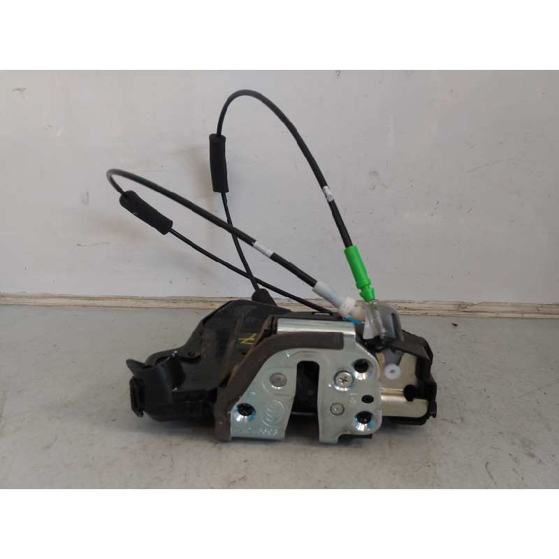 Recambio de cerradura puerta delantera derecha para toyota land cruiser (j15) limited referencia OEM IAM   E2-B4-18-1